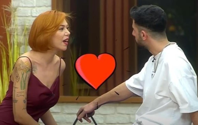 Teknik ekip dikkat etmeden yayınladı! Kısmetse Olur programında yarışmacının göğüsü açıldı - Resim: 5