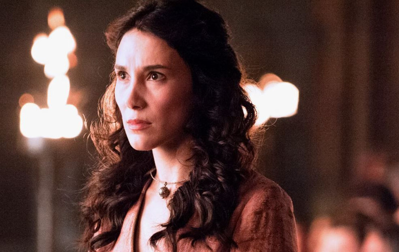 Eski cinsel içerikli yetişkin film yıldızı Sibel Kekilli'den cesur poz. Kırmızı iç gösteren bir bluzuyla göğüs dekoltesi ortaya çıktı. Hayranları şaşırdı - Resim: 17