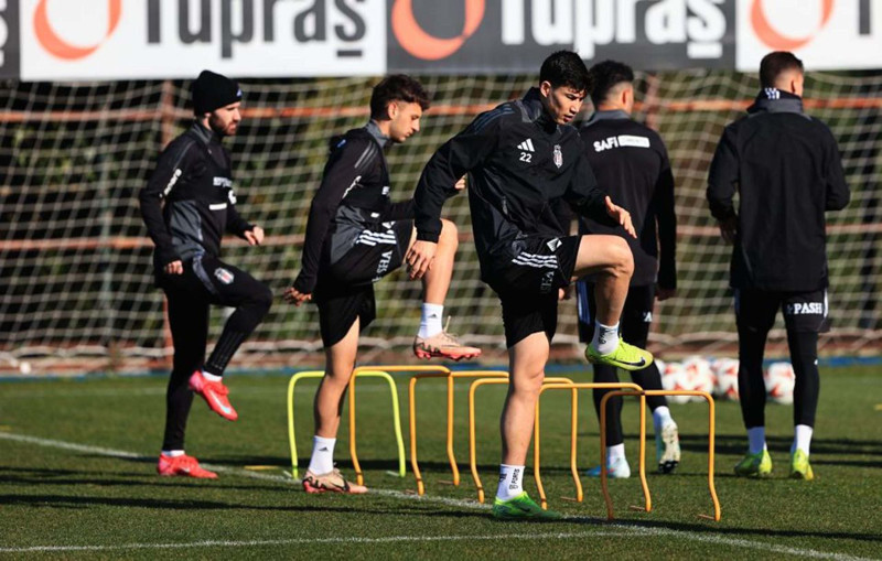 Beşiktaş’ta kritik karar verildi! Serdal Adalı harekete geçti! 3.5 milyon euroluk yıldızla yollar ayrılacak - Resim: 2