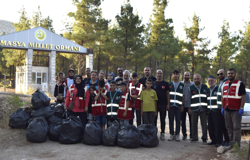 Amasya’da örnek hareket dikkat çekti. Ormanda temizlik seferberliği başlatıldı - Resim: 4