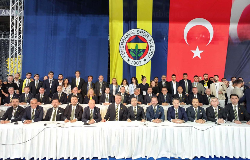 Fenerbahçe'de Sadettin Saran'dan bomba hamle! Ali Koç'un en güvendiği yöneticiye sürpriz teklif! - Resim: 4