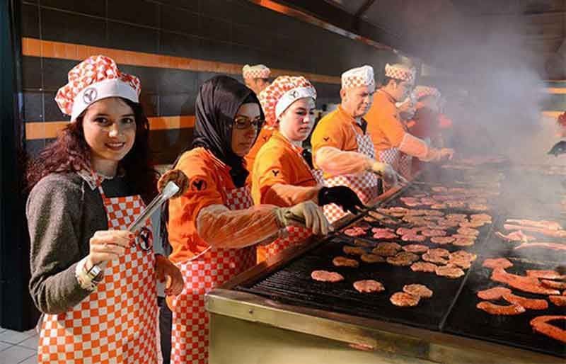 Köfteci Yusuf'tan domuz eti açıklaması geldi mi? Domuz etini kullanan ünlü köfte zinciri hangisi? Köfteci Yusuf açıklama - Resim: 2