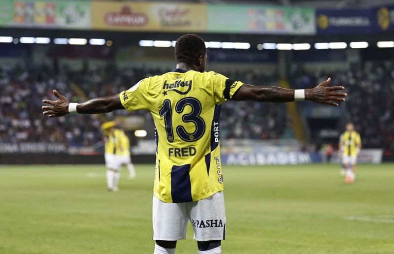 Fenerbahçelileri üzecek ayrılık! 12 milyon euroluk yıldız gemileri yaktı! Mourinho kalırsa Fenerbahçe'den gidecek - Resim: 5