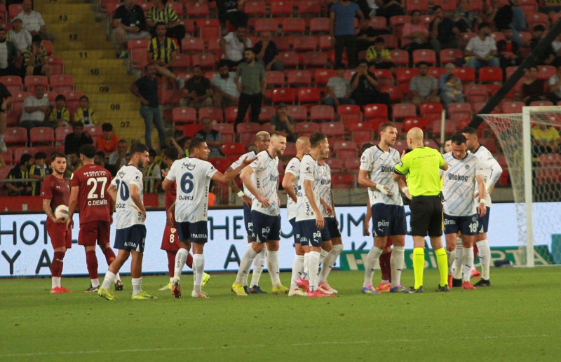 İtalyan muhabir ilk ayrılığı duyurdu! Yıldız futbolcu Fenerbahçe’den gidiyor! Konyaspor maçında son kez oynayıp veda edecek - Resim: 3