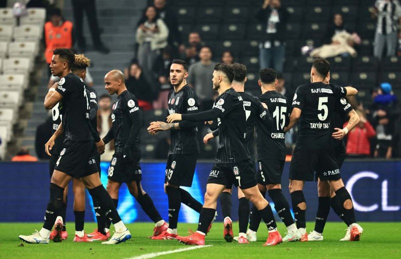 Performansıyla büyülemişti! Transfer için Beşiktaş’ın kapısını çaldılar! Serdal Adalı 5 milyon euro istedi - Resim: 3