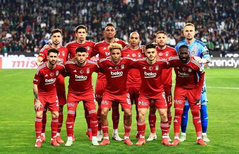 Beşiktaş’ın yıldızı transferin gözdesi oldu! Dünya devleri yarışa girdi! Serdal Adalı 20 milyon euro ve üzeri bonservis istiyor - Resim: 2