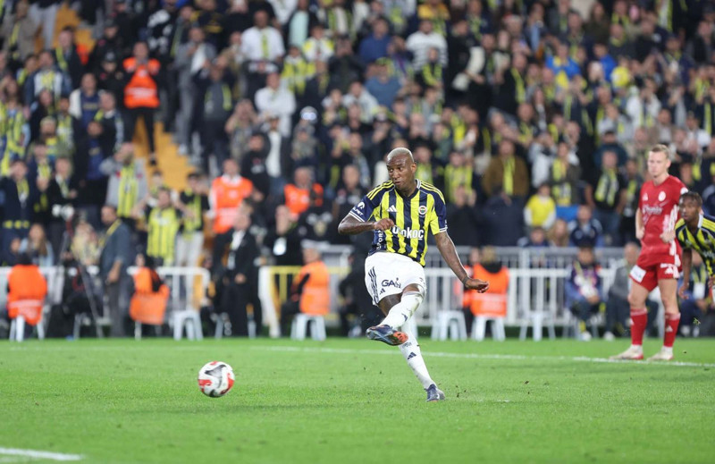 Fenerbahçe’de Tedesco ayrılığı resmen açıkladı! “Bu kulübün efsanesi olacak” - Resim: 2