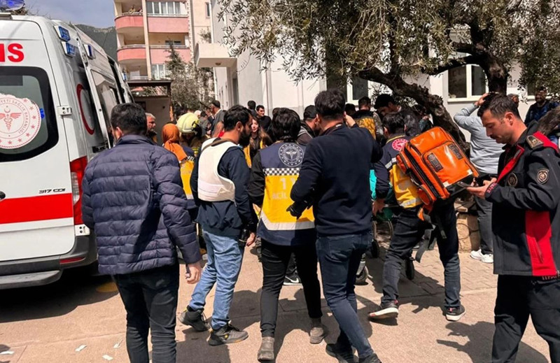 YouTuber Enes Batur'dan dikkat çeken paylaşım: "Hiçbir şey olmamış gibi devam edemem" diyerek duyurdu - Resim: 2