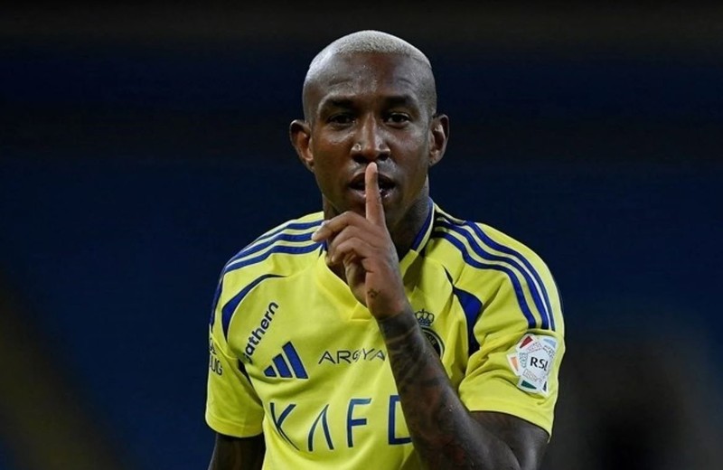 Anderson Talisca İstanbul'a geldi! Fenerbahçelilerin yeni yengesi güzelliğiyle büyüledi - Resim: 3