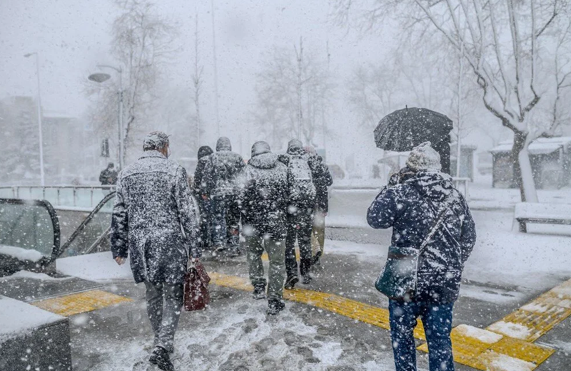 Meteoroloji, Valilik ve AKOM’dan kar uyarısı: İstanbul için saat verildi - Resim: 7