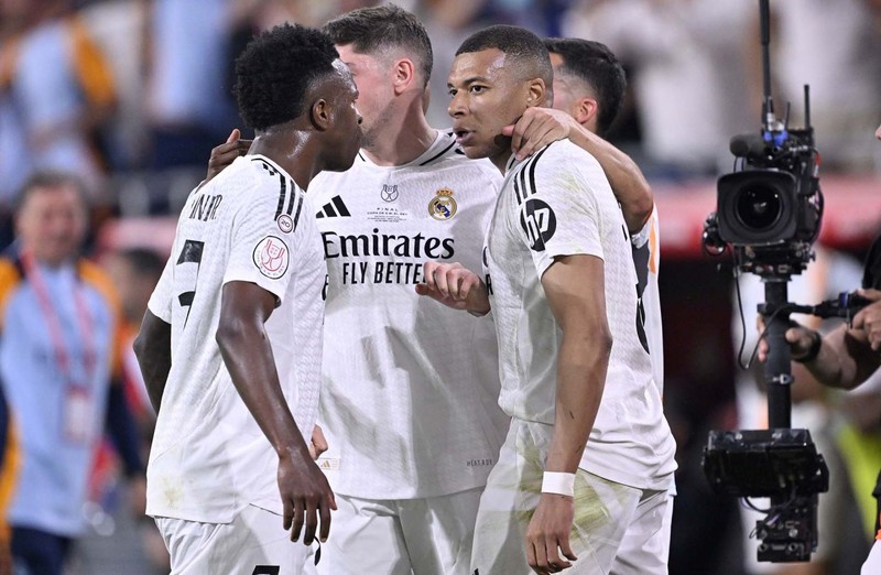 İspanyol basını anlaşmayı açıkladı! Real Madrid’de Ancelotti dönemi bitiyor! Arda Güler’in yeni teknik direktörü belli oldu - Resim: 1