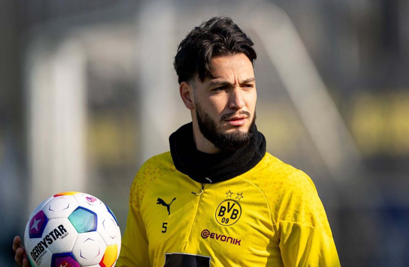 Okan Buruk transferini tercihini yaptı! Galatasaray yeni stoperini buldu! Dursun Özbek tüm şartları zorlayacak - Resim: 8