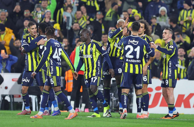 Fenerbahçe'nin yeni teknik direktörü belli oldu! Her konuda anlaşma sağlandı - Resim: 3