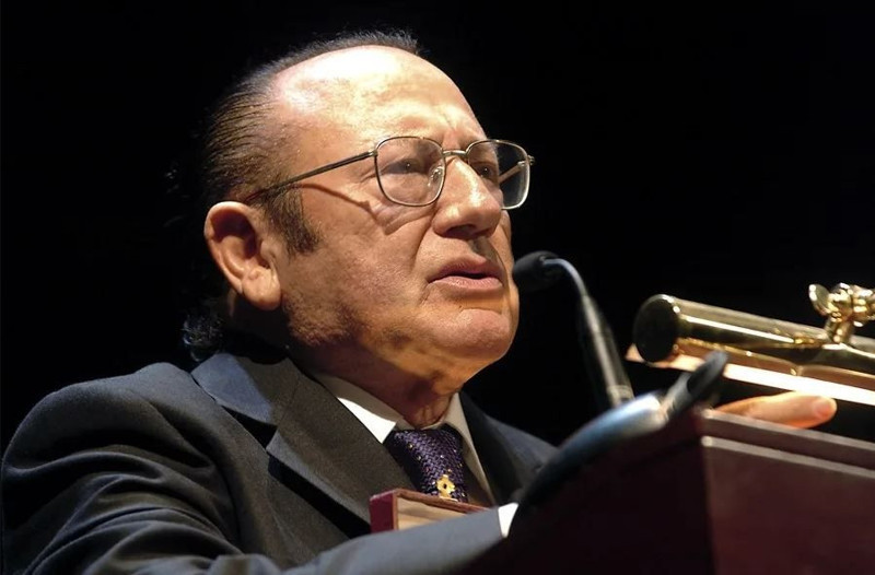 Bir ay önce kalp ameliyatı geçirmişti! Ünlü şarkıcı hayatını kaybetti - Resim: 3