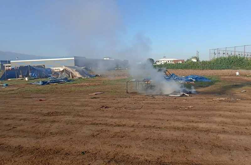 Düzce’de kamuya açık alanda kanepe yakan kişi fena yakalandı! Çevre kirliliğinden para cezası uygulandı - Resim: 4