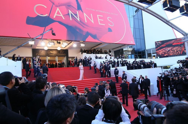 Türk oyuncular Cannes Film Festivali'nde! İddialı tarzlarıyla kırmızı halıya damga vurdular - Resim: 2