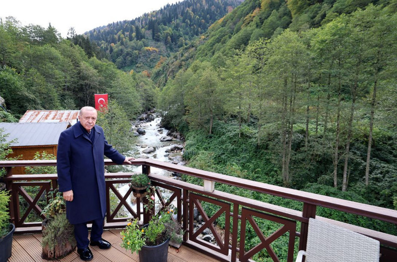 Cumhurbaşkanı Erdoğan Rize'de!  Komşularıyla sohbet etti, Ayder Yaylası'nı ziyaret etti - Resim: 7