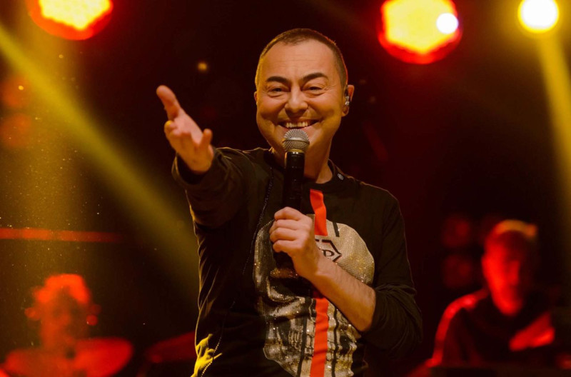 MS hastalığıyla mücadele ediyordu! Sevenlerini üzdü! Serdar Ortaç’ın son hali kahretti! - Resim: 3