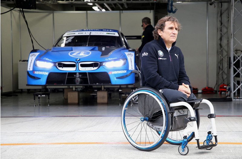 Formula 1'in efsane ismiydi! 59 yaşında hayatını kaybetti - Resim: 2