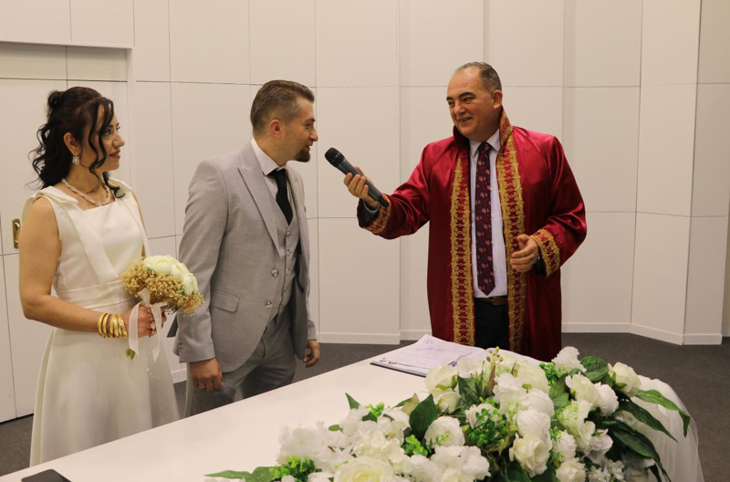 Nikah salonları doldu taştı! Kadınlardan o soruna pratik çözüm: Aylar öncesinden rezervasyon yaptılar - Resim: 6