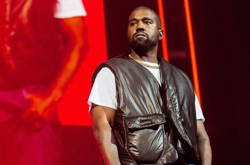 Ünlü rapçi Kanye West, dünyanın en zengin sanatçısı oldu! 19 ülkeden daha zengin! - Resim: 6