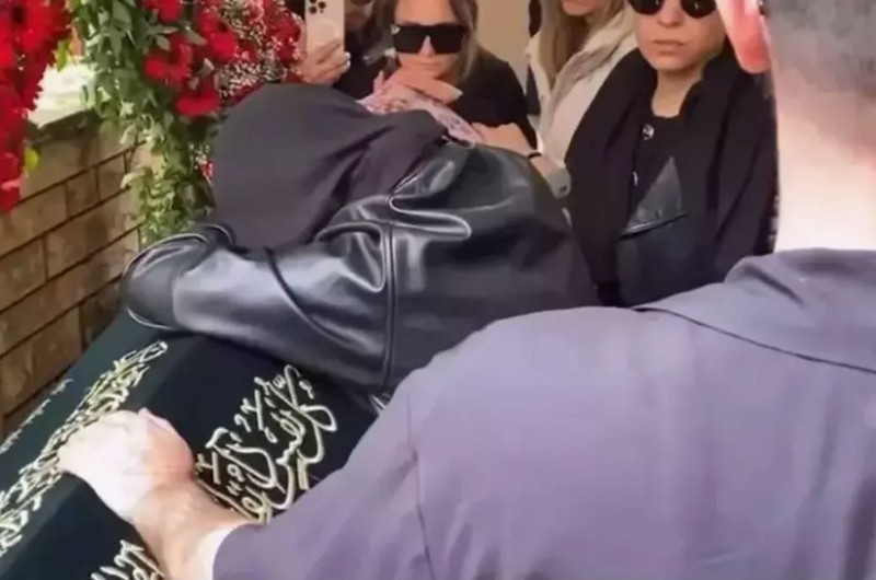 Ablasının vefatıyla yıkılmıştı! Simge Sağın'dan yürek yakan paylaşım geldi - Resim: 3