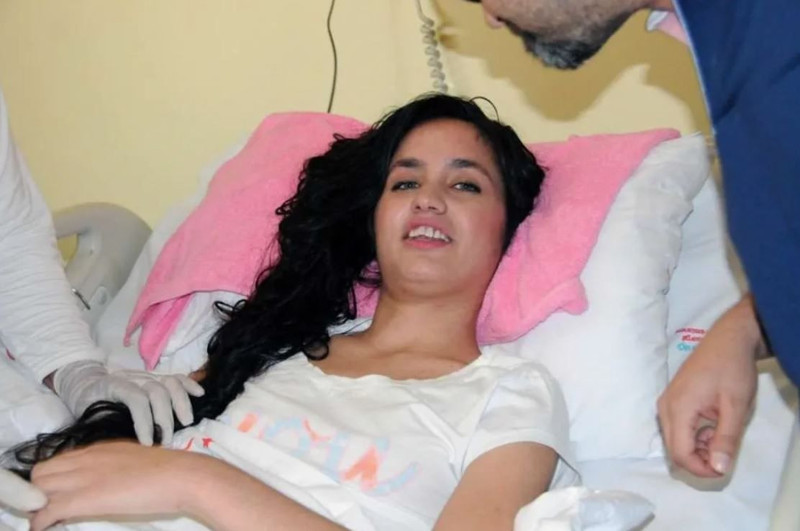 Katıldığı ses yarışmasıyla tanınıyordu! Erkek arkadaşı tarafından başından vurulan Mutlu Kaya'nın son hali ortaya çıktı! Hayata tutundu, ilk adımlarını attı - Resim: 2