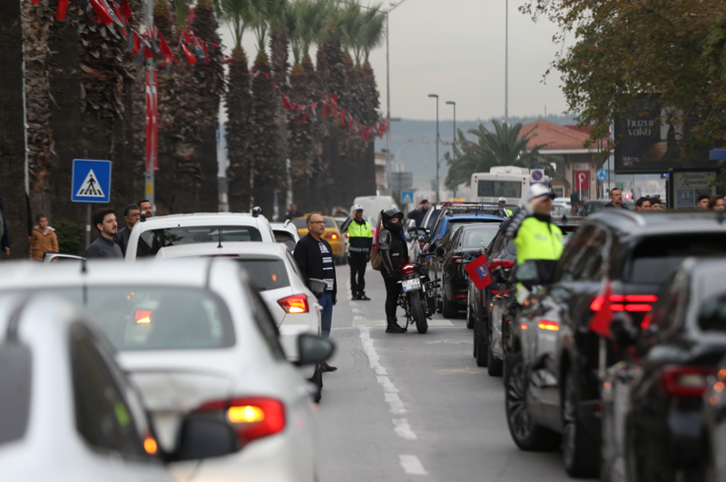 Saat 09.05'te tüm Türkiye'de hayat durdu - Resim: 12