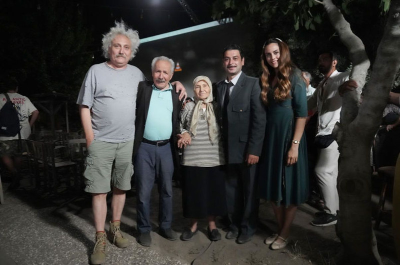 Kuruluş Osman'ın yıldızı Deniz Barut'un sessiz sedasız evlendiği ortaya çıktı! Yönetmen eşi ile aralarındaki yaş farkı gündem oldu - Resim: 7