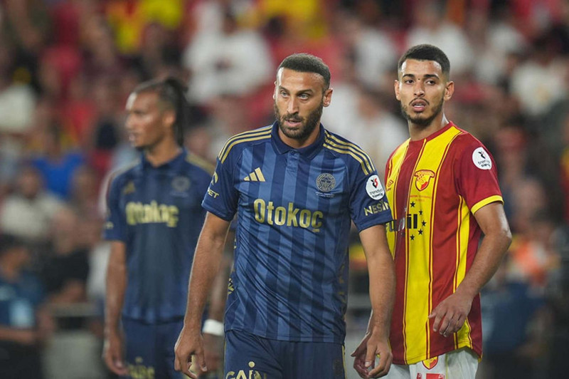 Fenerbahçe’de sürpriz ayrılık! Yıldız futbolcunun yeni adresini duyurdular! Gideceği takıma çok şaşıracaksınız! - Resim: 9