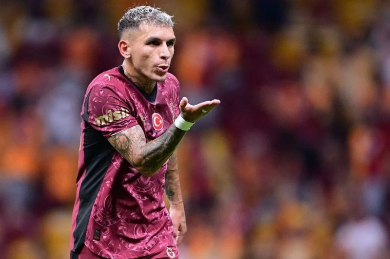 Galatasaraylı Lucas Torreira'dan olay Devrim Özkan itirafı! "Deliler gibi aşığım" - Resim: 3