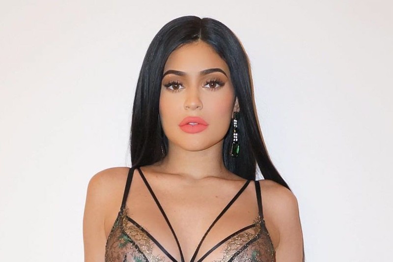 Kylie Jenner çırılçıplak verdiği cesur pozuyla nefes kesti! Eski halinden eser yok - Resim: 50