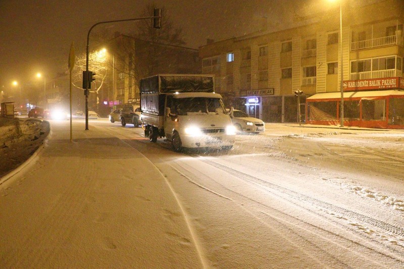 Ankara beyaza büründü - Resim: 4