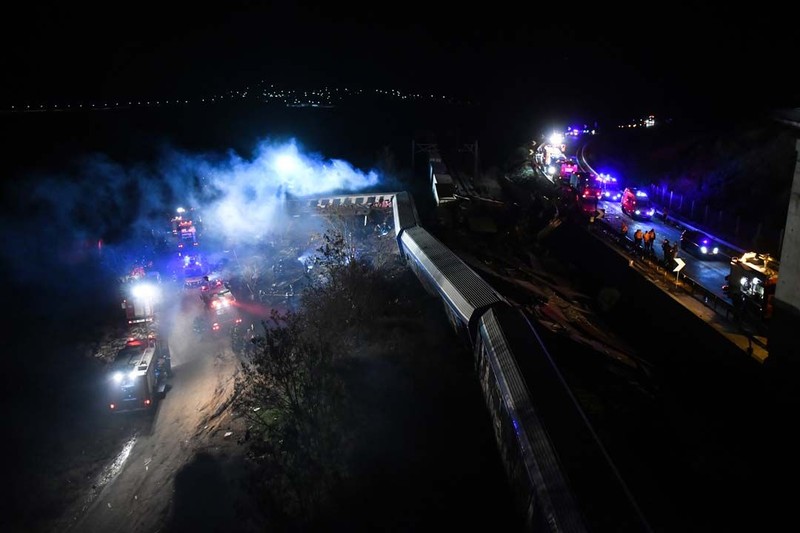 Yunanistan'da kabus gibi gece! İki tren kafa kafaya çarpıştı - Resim: 4