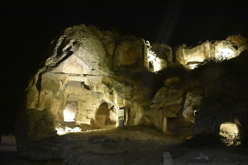 3 bin yıllık mağaralarda gece gezisi! Frigya’nın ihtişamına artık gece de tanıklık edilebilecek - Resim: 12