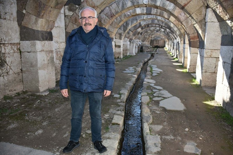 İzmir'de yer alan Smyrna Antik Kenti'nde şaşırtan manzara! 2.000 yıldır ilk günkü gibi çalışıyor - Resim: 3