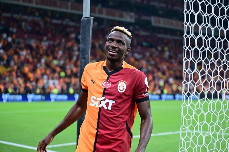 Galatasaraylılar çok üzülecek! Victor Osimhen’in transferini duyurdular! “Yüzde 95 tamamlandı” Bonservisi ve yeni takımı belli oldu - Resim: 2