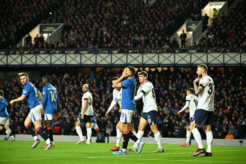 2. Ivan Bebek vakası! Norveç kasabı Fenerbahçe'yi, Rangers maçında katletti! 5 pozisyon taraftarları çıldırttı - Resim: 2