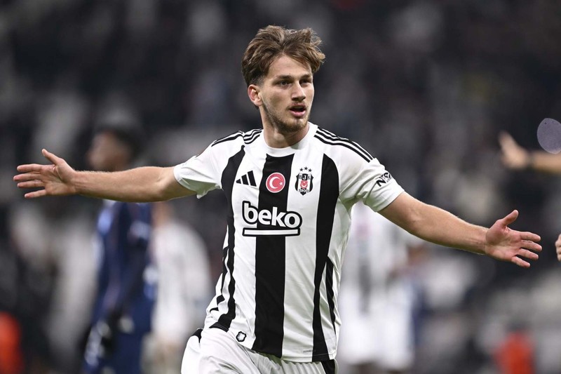 Beşiktaş’ın yıldızı transferin gözdesi oldu! Dünya devleri yarışa girdi! Serdal Adalı 20 milyon euro ve üzeri bonservis istiyor - Resim: 6