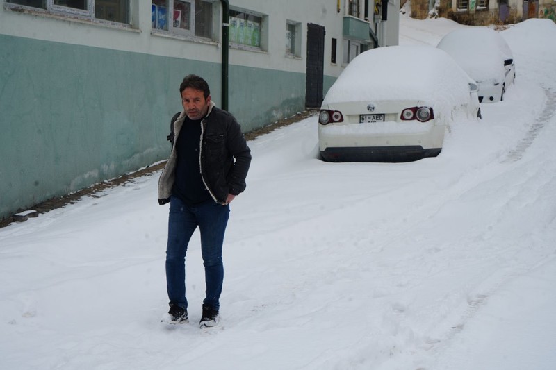 Bayburt'ta sokağa çıkan vatandaşlar karşılarında gördükleri manzaraya inanamadı. 10-15 santimetreyi bulmuştu. Tarihi bir gün yaşadılar - Resim: 4