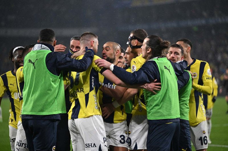 Fenerbahçe’nin 15 milyon euroluk yıldızı Trabzonspor maçında döktürdü! Performansı mest etti! Taraftara da müjdeyi verdi - Resim: 2
