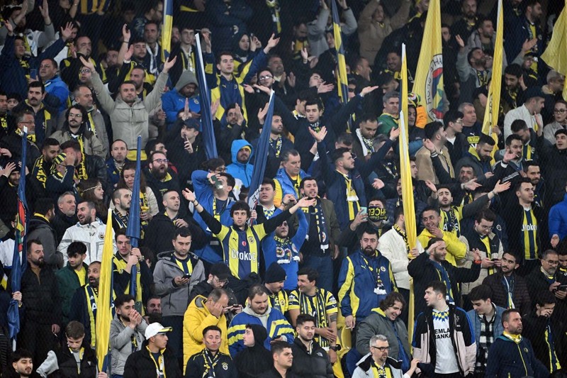 İlk kez dikkat çekti! Fenerbahçe efsanesi Volkan Demirel’den stat atmosferinde o detayı eleştirdi! “Bizim dönemimizde bu kadar değildi” - Resim: 4
