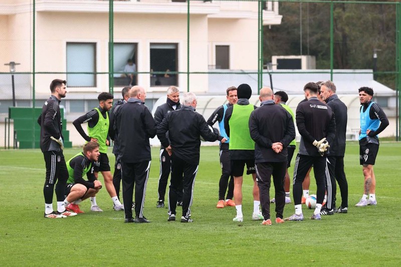 6 milyon euroluk yıldızın bileti kesildi! Beşiktaş’ta Serdal Adalı gemileri yaktı: “Gitmek istiyorsan git” - Resim: 1