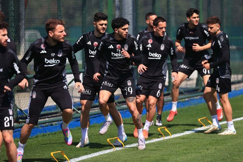 Performansıyla mest etmişti! Transfer için Beşiktaş’ın yine kapısını çaldılar! Serdal Adalı 5 milyon eurodan tek kuruş inmedi - Resim: 3