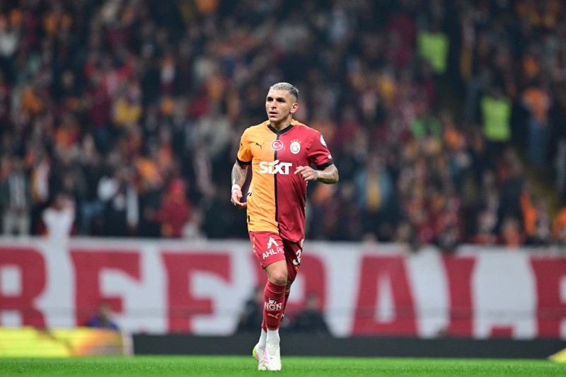 3 gol atıp, 7 asist yaptı! Transferin gözdesi oldu! Galatasaray’dan 13 milyon euroluk yıldız için düğmeye bastı - Resim: 4