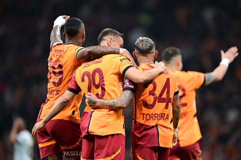 3 gol atıp, 7 asist yaptı! Transferin gözdesi oldu! Galatasaray’dan 13 milyon euroluk yıldız için düğmeye bastı - Resim: 1