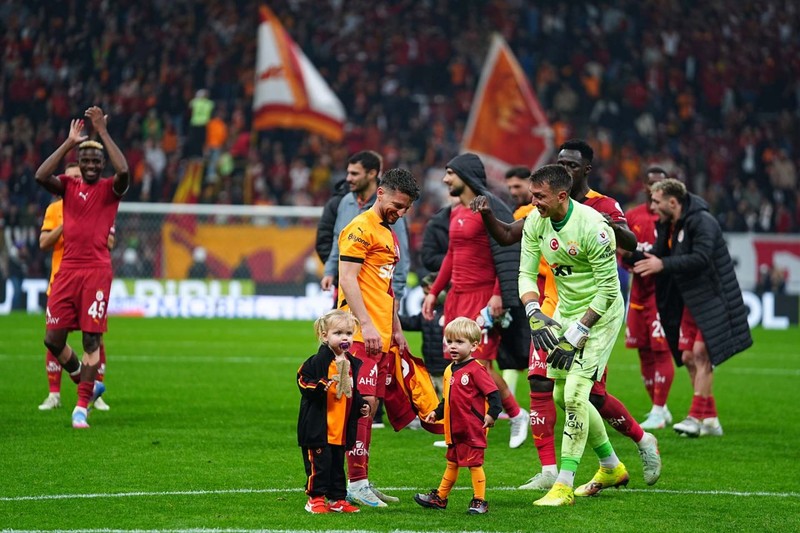 3 gol atıp, 7 asist yaptı! Transferin gözdesi oldu! Galatasaray’dan 13 milyon euroluk yıldız için düğmeye bastı - Resim: 3