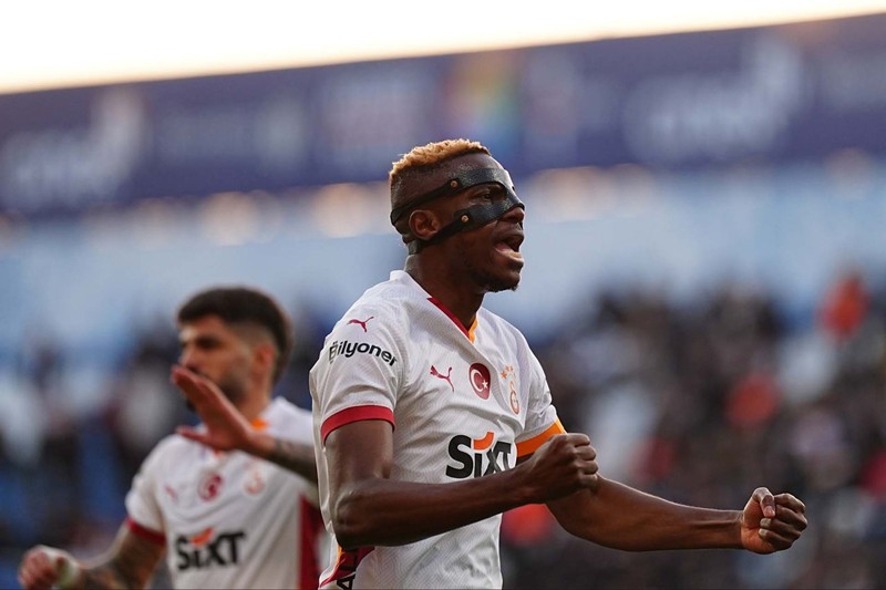 Galatasaraylılar çok üzülecek! Efsane isim Osimhen’in transfer olmak istediği takımı açıkladı - Resim: 8