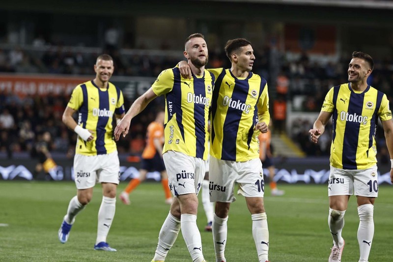 Dünya devi transferi için 27.3 milyon euro ödemişti! Fenerbahçe yıldız isme kancayı taktı! Ali Koç anlaşırsa 0 bonservisle gelecek - Resim: 3