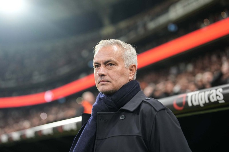 Fenerbahçe’de Jose Mourinho dönemi bitiyor! Yeni takımıyla ön anlaşma sağladı! Ali Koç ile ayrılık için masaya oturacak - Resim: 3